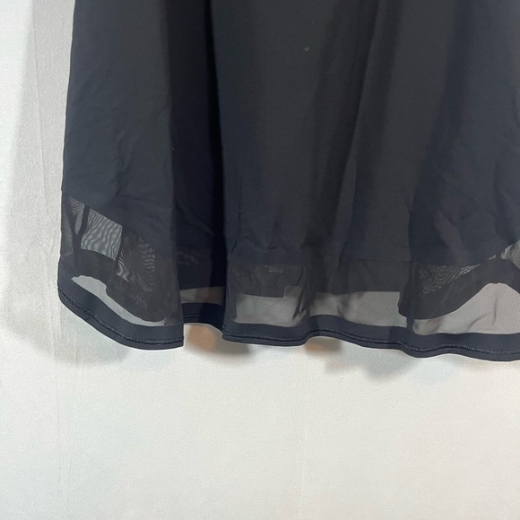 Lululemon Black Women's Tank Top - Picture 2 of 8